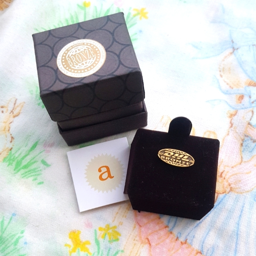 Corporate Rare DHL BRONZE Pin Award in Box